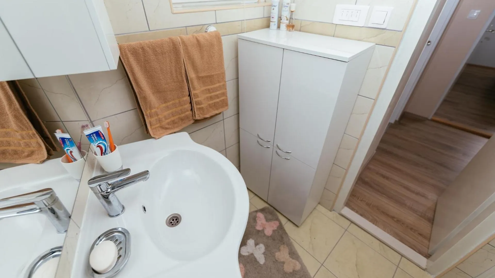Seaside Holiday House Luka, Dugi Otok - 20212 Sali 0*,  Croatia