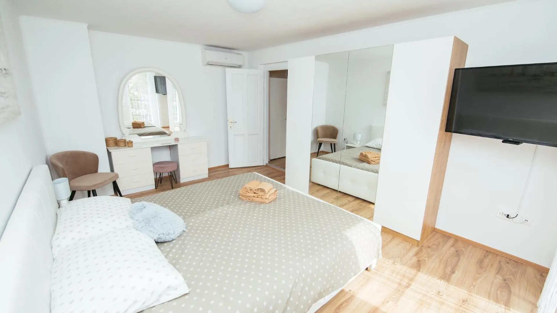 Seaside Holiday House Luka, Dugi Otok - 20212 Sali 0*,  Croatia